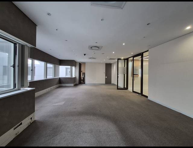 306M² OFFICE TO LET IN ROSEBANK